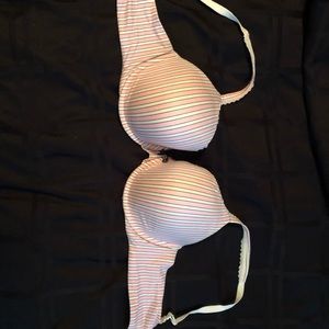 Victoria’s Secret Body by Victoria 36D
